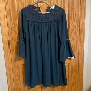 Women’s MIDI shift dress with lace details, 3/4 length bell sleeve